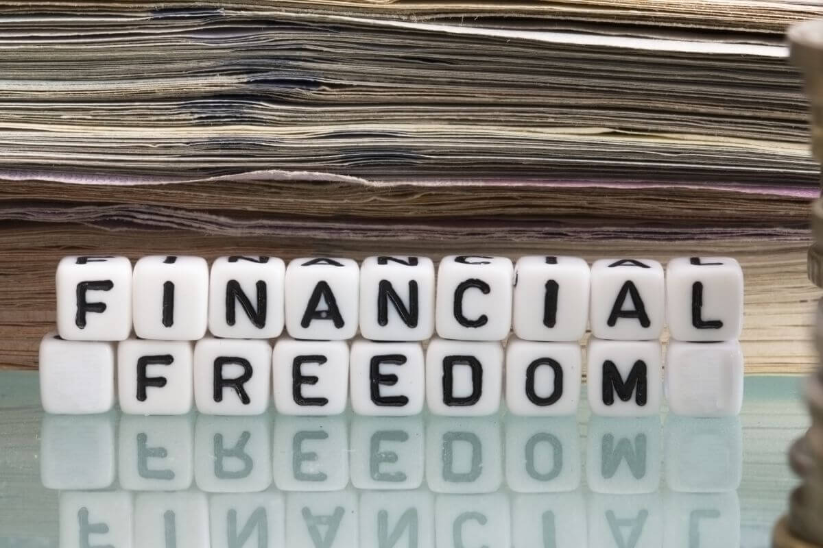 A picture shows a financial freedom wording.