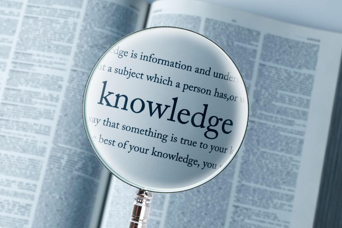A picture shows a magnified knowledge wording.