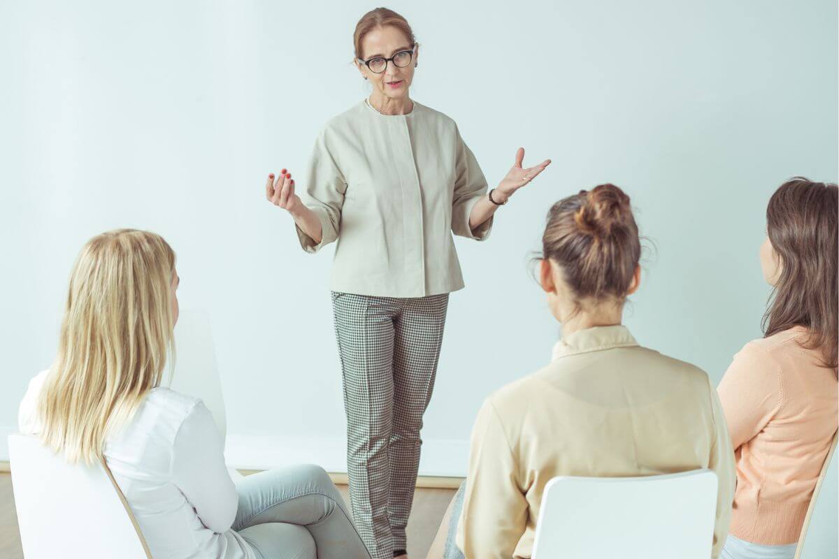 A picture of women in a workshop.