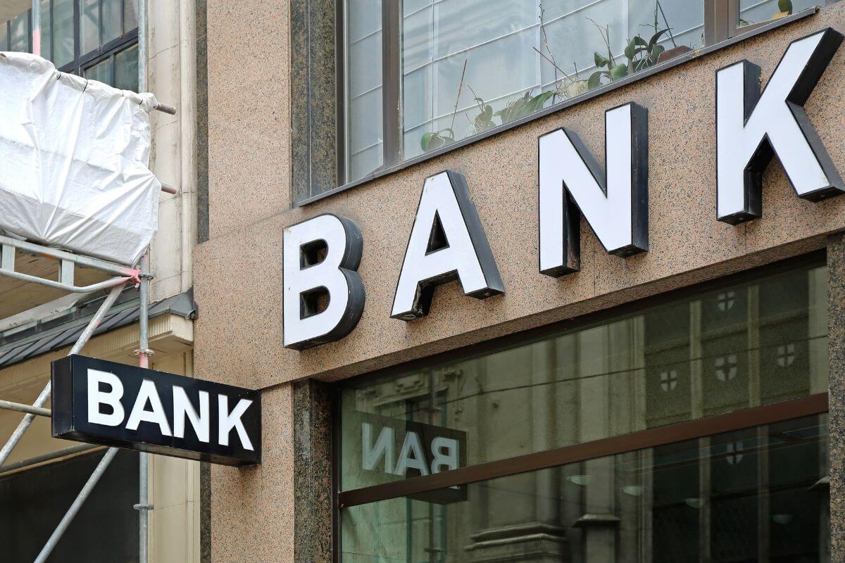 An image shows a bank establishment.