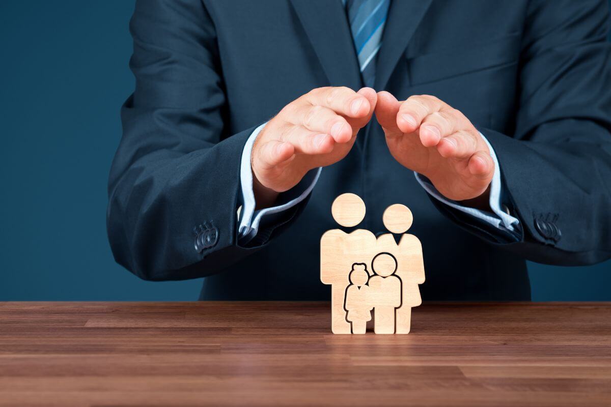 A picture of a life insurance for families.