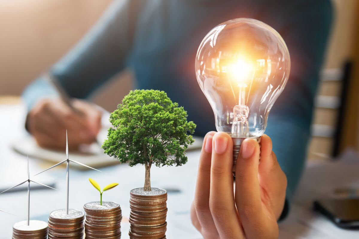 A photo of someone who invests smartly. 