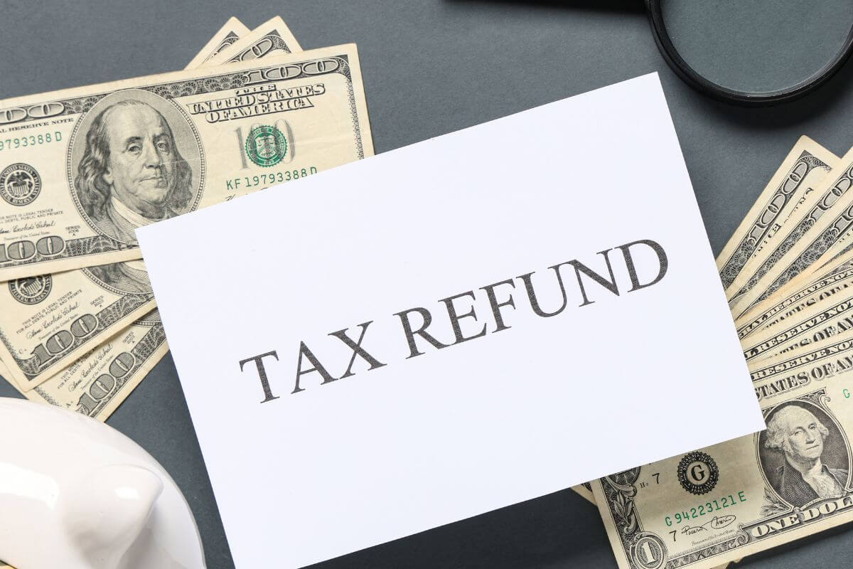 An image of tax refund money.