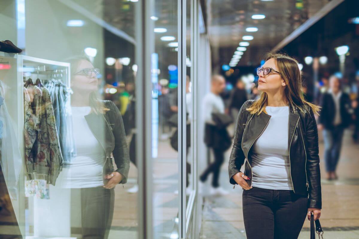 A picture of someone window shopping.