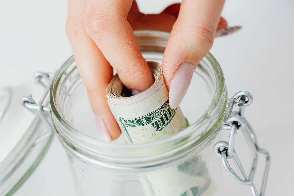 A picture of a savings jar.