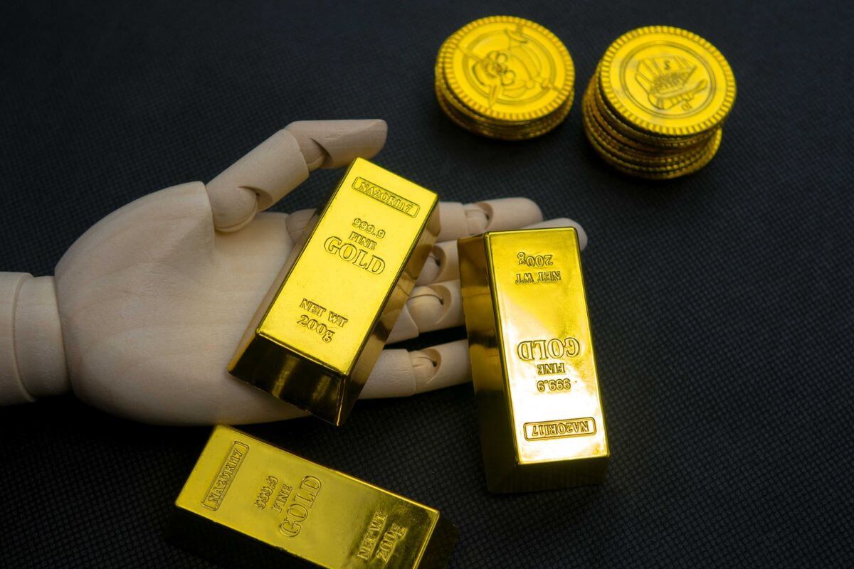 A picture of gold bars.