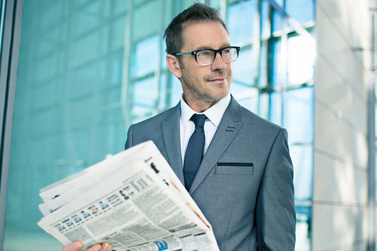 A picture of a smart investor.