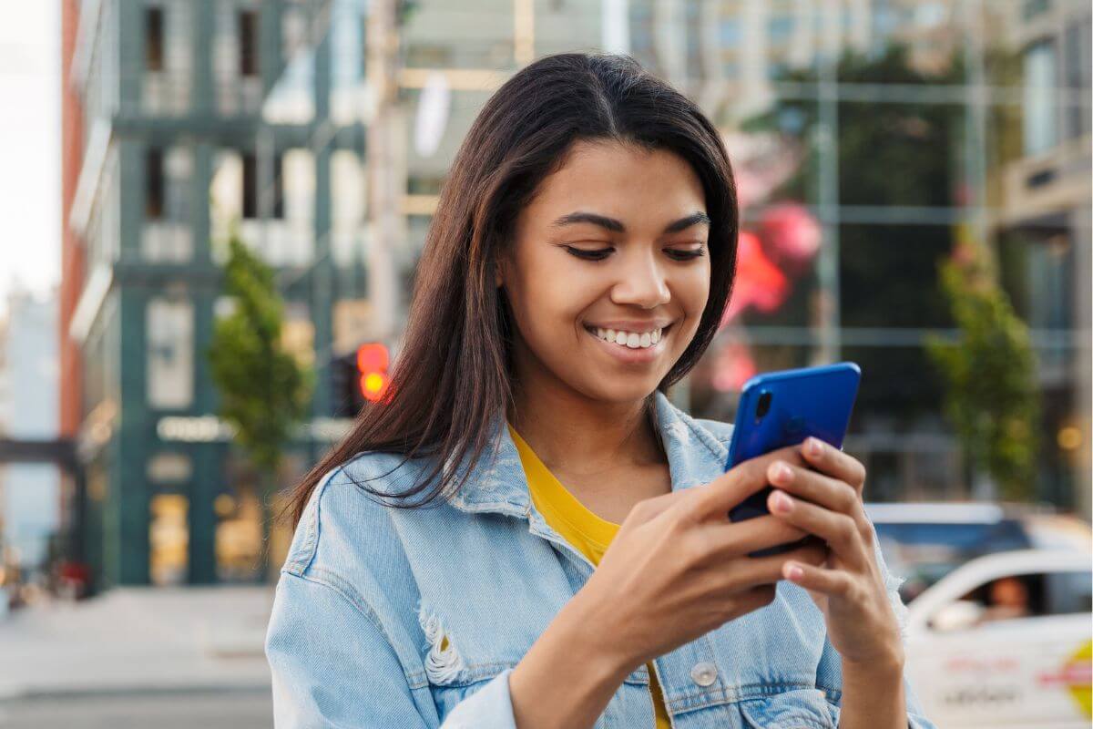 A picture of a woman smiling.