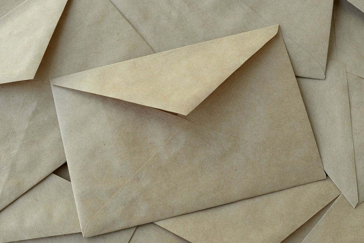 A picture of a stack of envelopes.