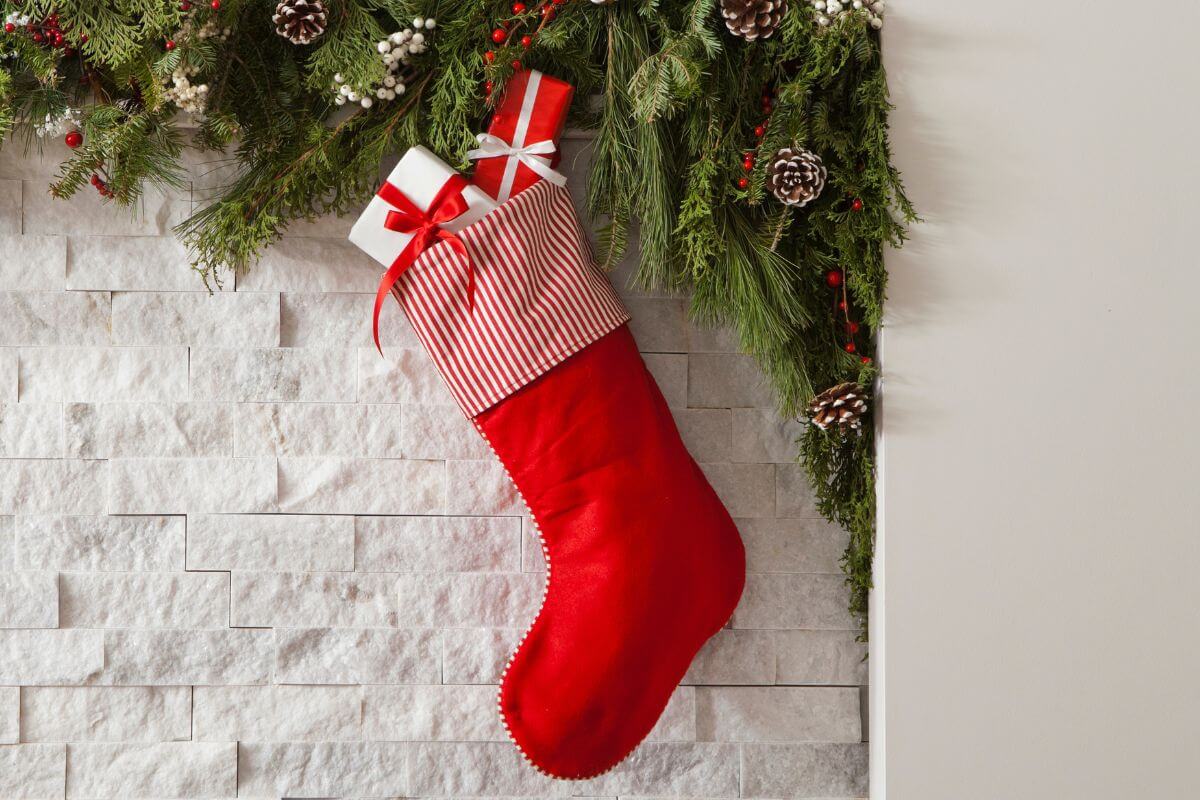 A picture shows a Christmas stocking holder.