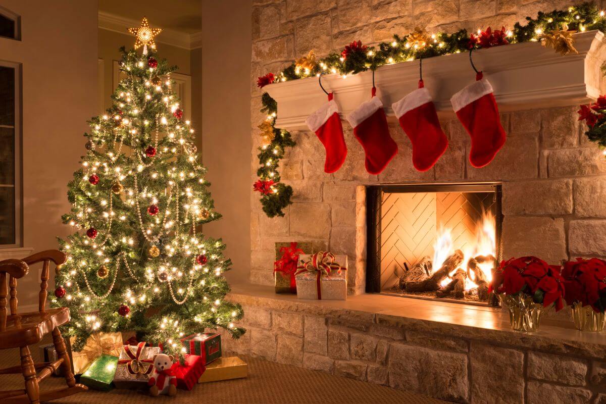 A picture shows Christmas decor.