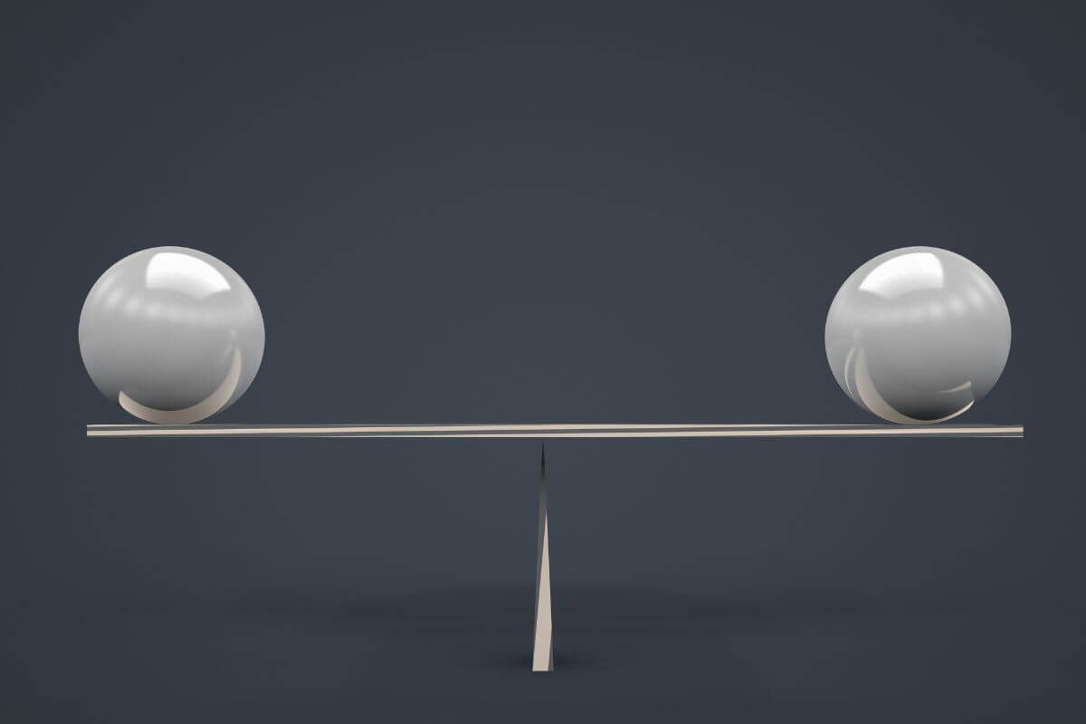 A picture shows two balls balancing.