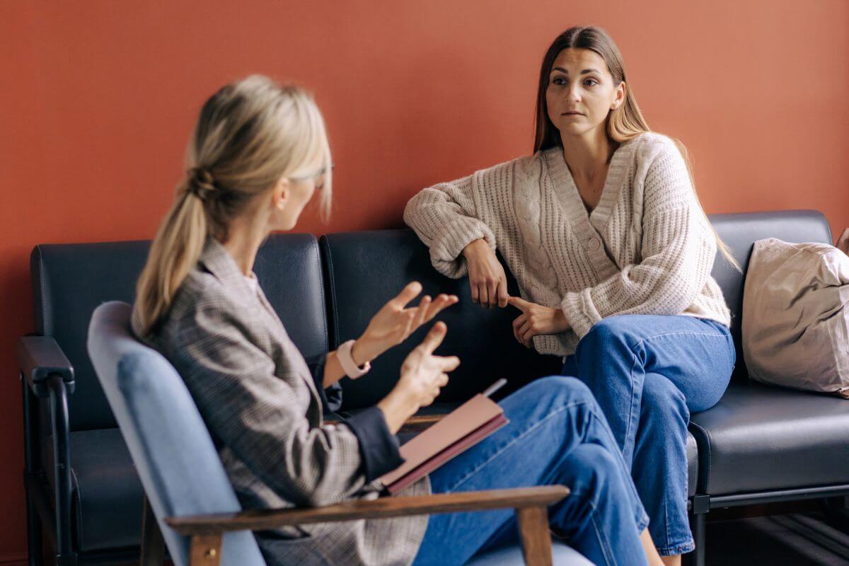 A picture shows women having a session together.