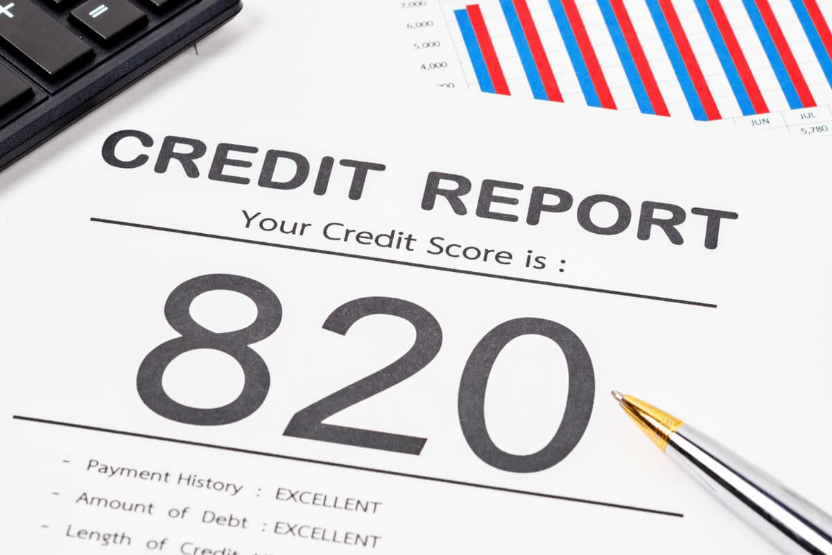 A picture shows a credit report document.