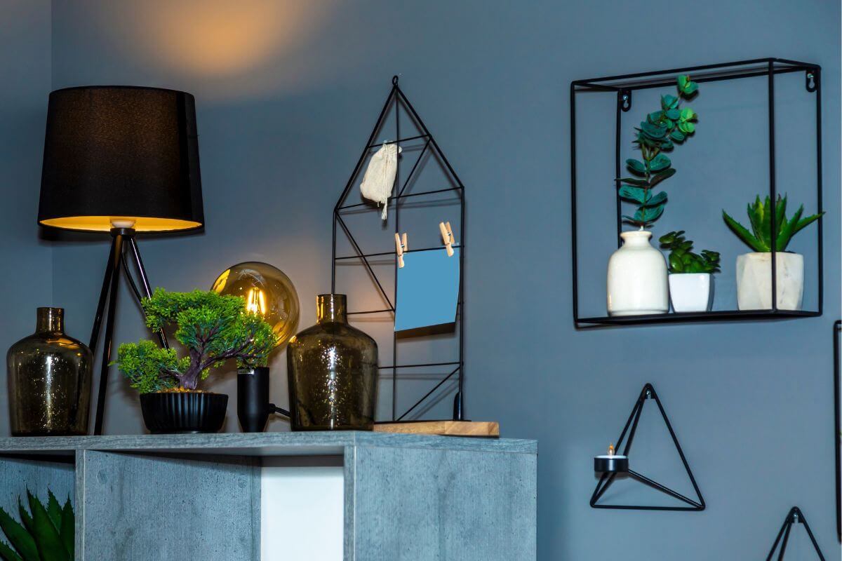 A picture shows home decor.