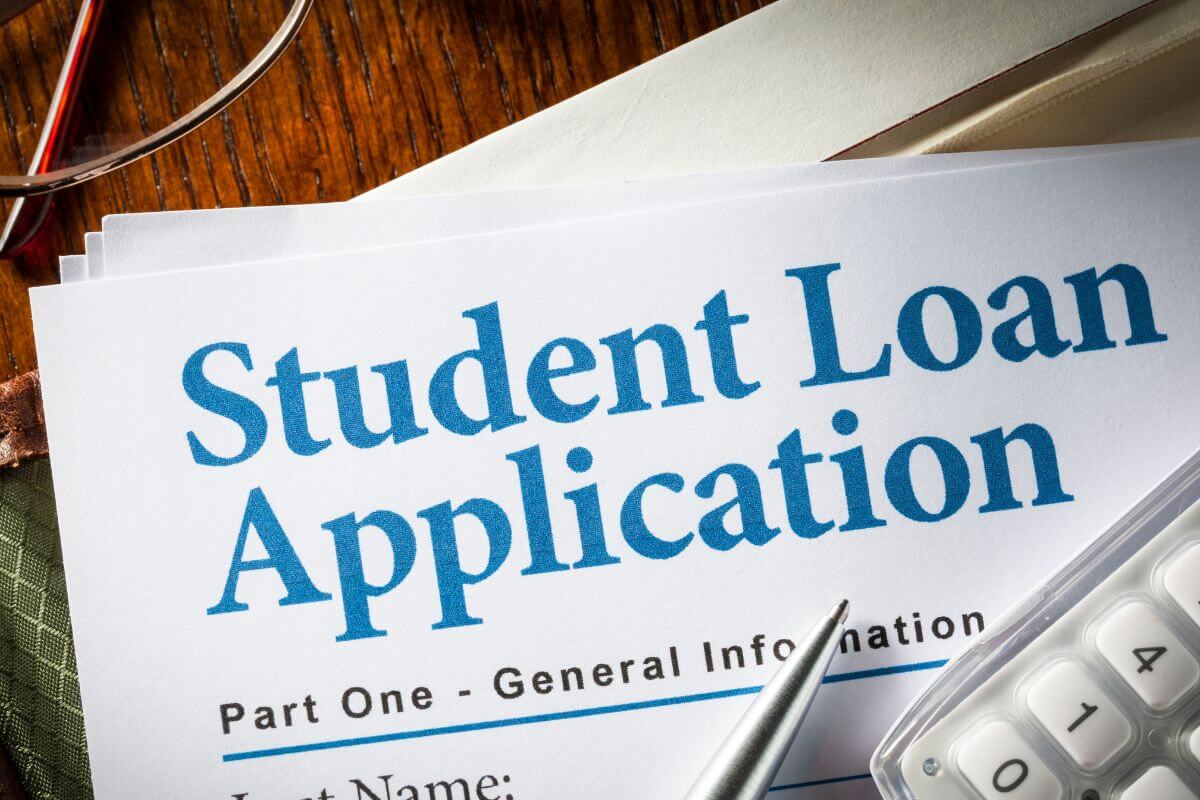 A picture shows a student loan application form.