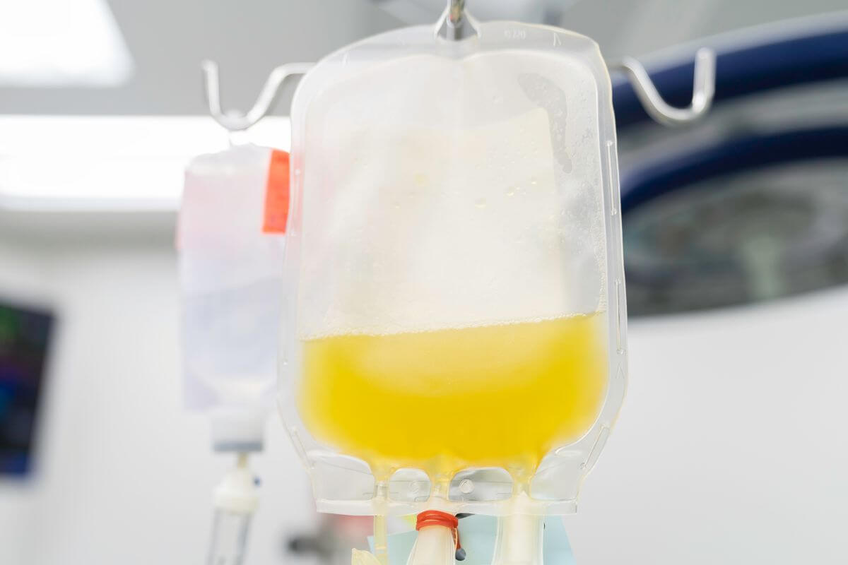 A picture shows a bag of plasma.