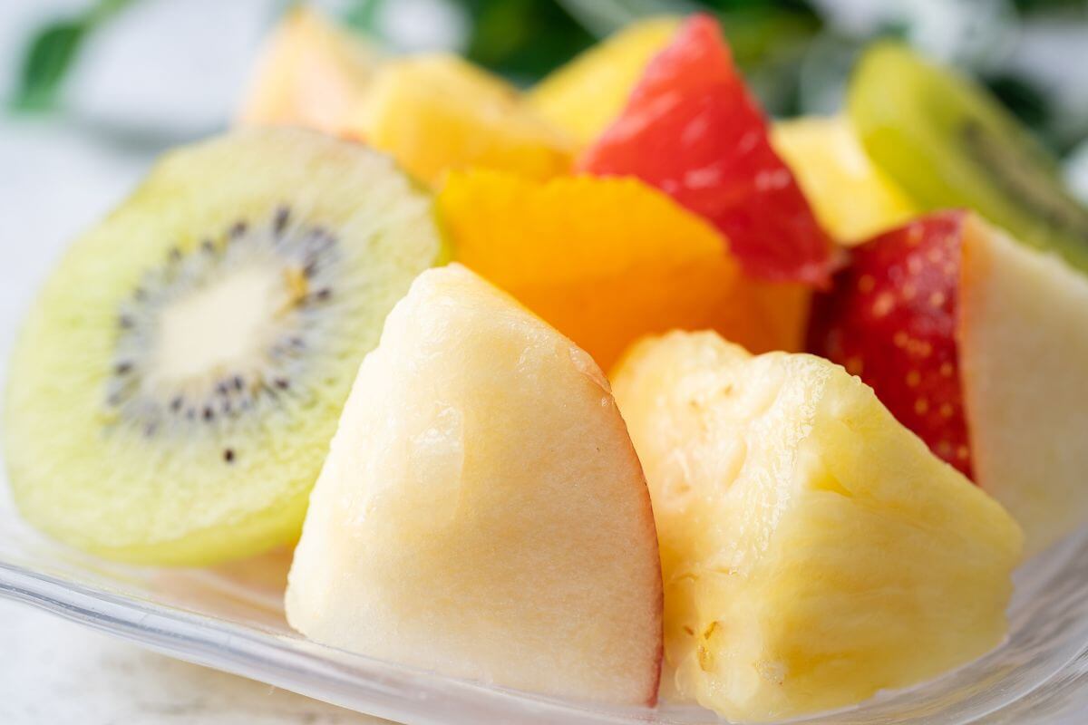 A picture shows pre-cut fruits.