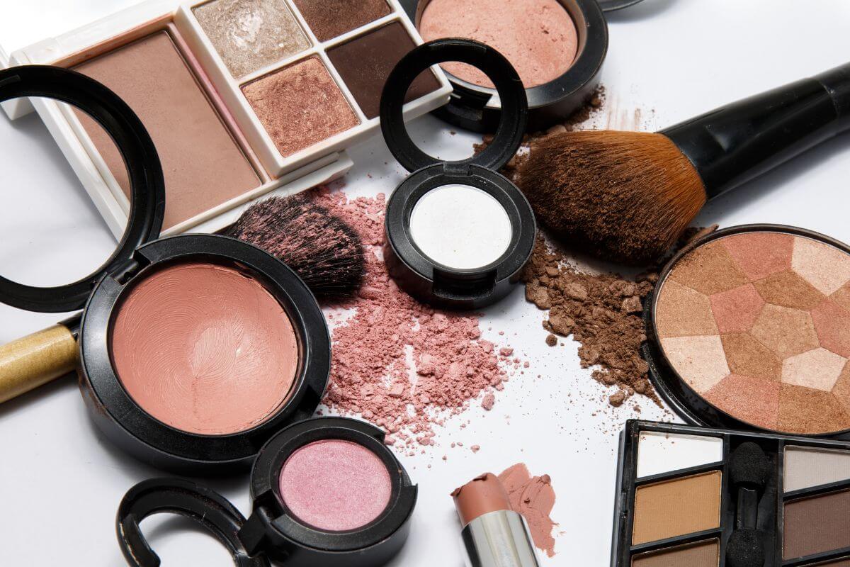 A picture shows used makeup products.