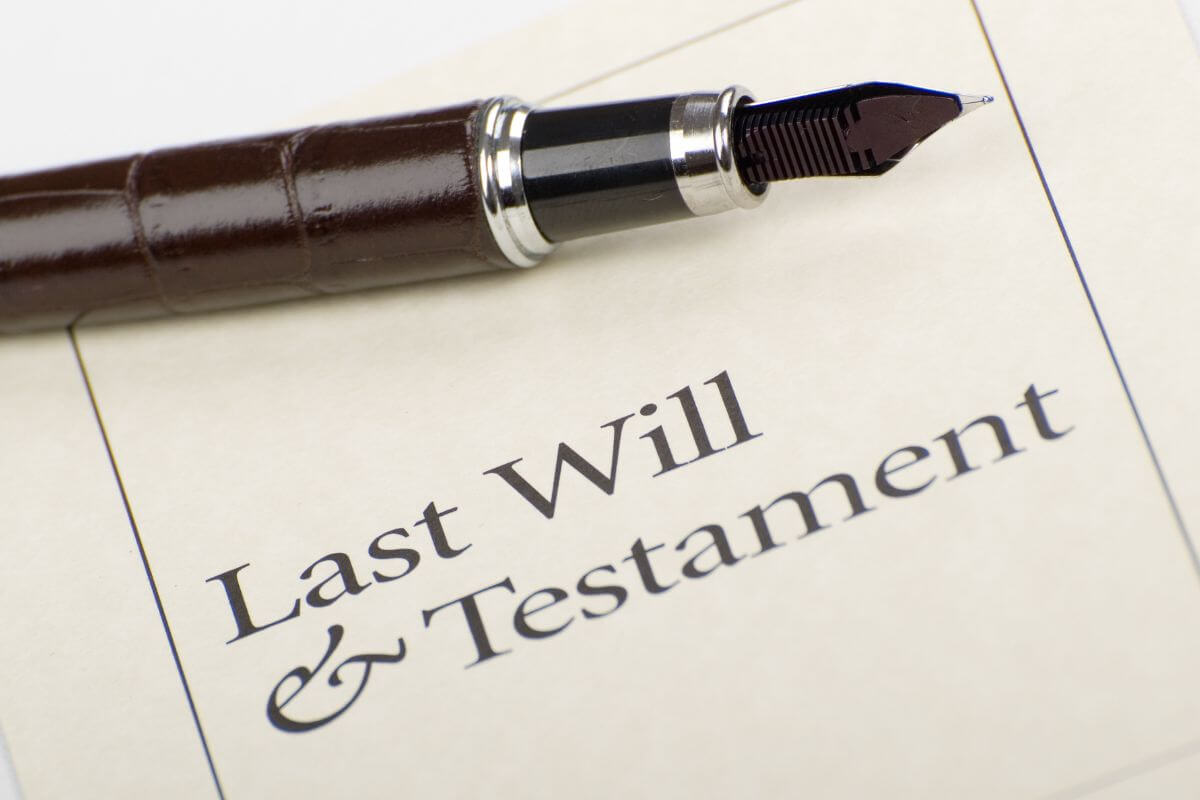 An image shows a document of a last will.